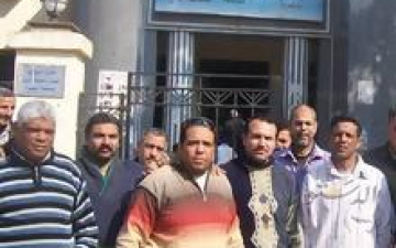 إضراب العاملين بمديرية المساحة بالفيوم عن العمل للمطالبة بالحد الأدني