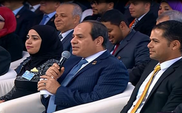السيسى : نحتاج لتحرك فاعل لإعادة صياغة الشخصية المصرية
