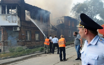روسيا تعلن الطوارئ بمدينة روستوف بعد التهام الحرائق 100 مبنى