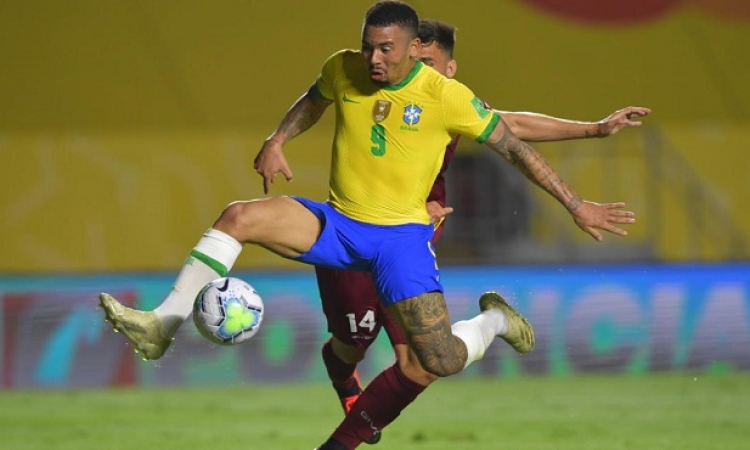 فيرمينو يقود البرازيل لتخطى فنزويلا بصعوبة فى تصفيات كأس العالم