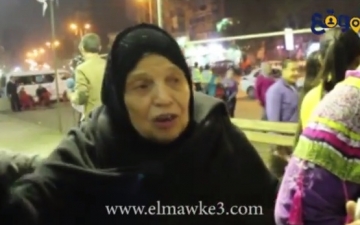 بالفيديو ..سيدة مسنة فى الاستفتاء ” هننزل ولو هنموت “