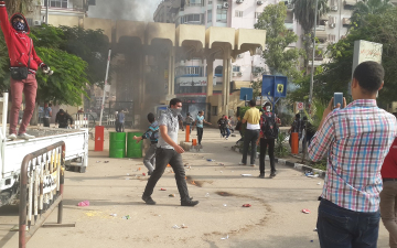 حرب شوارع بين الأهالى والإخوان بمنطقة السيوف بالإسكندرية