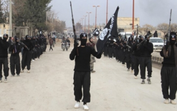 رويترز : “داعش” تفرض الجزية على المسيحيين في الرقة السورية