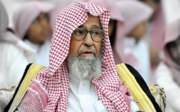 عالم دين سعودى يفتى بحرمانية “البوفيه المفتوح”