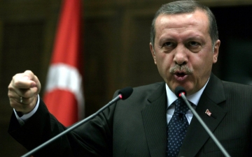 أردوغان يطالب دولته بـ 50 ألف ليرة تعويضا عن انتهاك خصوصياته