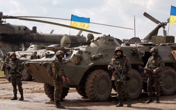 القوات الأوكرانية تواصل حملتها العسكرية في محيط سلافيانسك