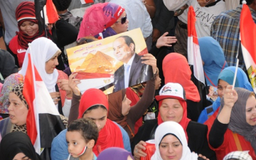 المصريون يحتفلون بفوز السيسي