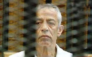 بالفيديو.. في محاكمة القرن دفاع «الشاعر» يطالب الشعب المصري بالاعتذار لـ«مبارك»
