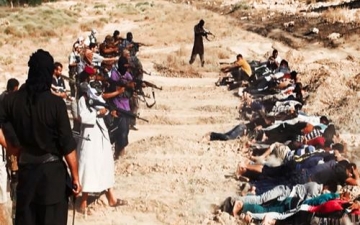 بالصور .. داعش يتبني تصفية 1700 طالب شيعي في تكريت