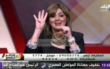 بالفيديو.. الفنانة «شذى» ترفع شعار «رابعة» وتخرج لسانها لـ«الإخوان»