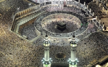 الليلة.. مليونا مصلٍ يختمون القرآن بالحرم المكي