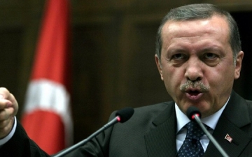 أردوغان يزور قطر ويعلن : تركيا ترحب باستضافة قيادات الإخوان المسلمين