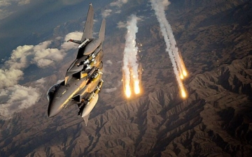 طائرات التحالف الدولي تقصف مواقع لداعش في دير الزور