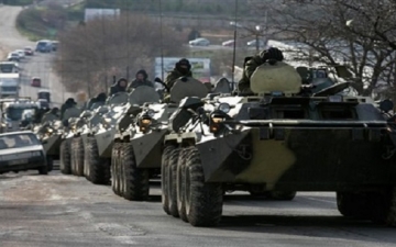 روسيا ترسل حشود عسكرية وأسلحة معقدة لشرق أوكرانيا