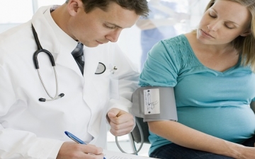 التغذية السليمة أثناء الحامل تقى طفلك من أمراض القلب والسكري