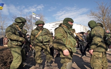 مقتل 5 وإصابة 8 جنود في اشتباكات بأوكرانيا