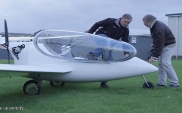 بالصور .. اختبار أول طائرة هجينة فى العالم فى سماء بريطانيا