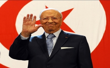مدير حملة السبسى يعلن فوزه بالانتخابات الرئاسية التونسية