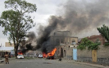 20 قتيلا فى انفجار سيارة مفخخة أمام كلية الشرطة بصنعاء