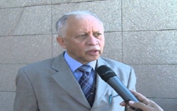 وزير الصحة اليمنى: من رابع المستحيلات أن يتم تطبيق الإعلان الدستورى