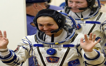 عودة أول روسية تهبط على متن محطة الفضاء الدولية