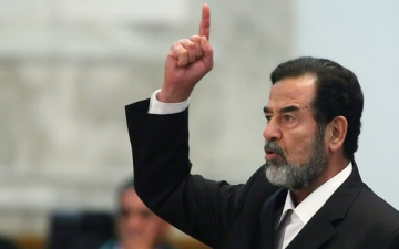 أكاذيب واشنطن ولندن : صدام لديه نووى والأسد صنع داعش