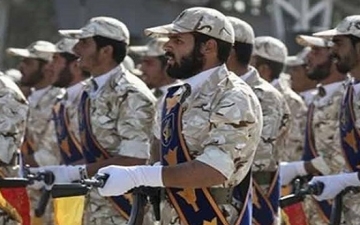مقتل 8 جنود إيرانيين على الحدود مع باكستان