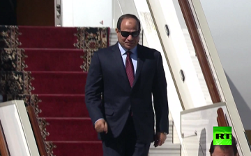 الرئيس السيسي يصل تونس للمشاركة فى القمة العربية الثلاثين