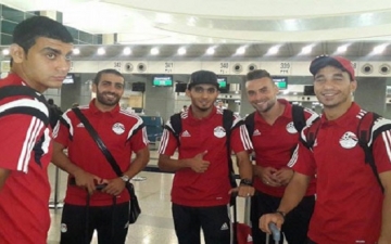 بالصور.. المنتخب الأولمبى يغادر القاهرة متجها إلى جنوب أفريقيا