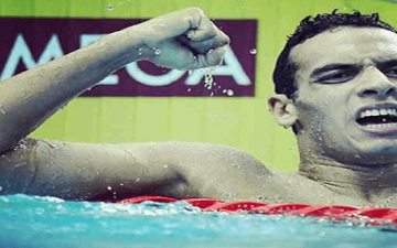 السباح أحمد أكرم يحصد الميدالية الذهبية 1500 متر بالألعاب الافريقية
