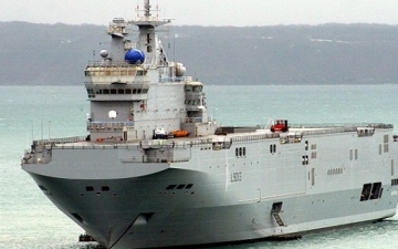الرئيس الفرنسى: لن ندفع غرامات عن فسخ عقد سفن الميسترال
