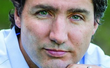 بالصور .. رئيس وزراء كندا الجديد يشعل الفيسبوك .. إزاى امور كده !!