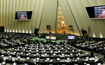 بالفيديو .. صيانة الدستور الايرانى يوافق على قانون الاتفاق النووى