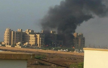 نجاة نائب الرئيس اليمنى بحاح إثر قصف مقر اقامته فى عدن بالصواريخ