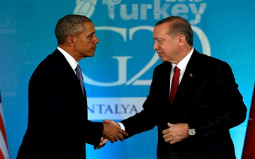 أوباما من تركيا : اعتداءات باريس هجوم على العالم المتحضر