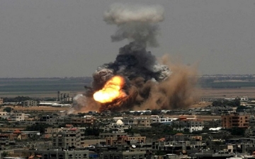 غارات اسرائيلية على غزة رداً على اطلاق صاروخين فلسطينيين من القطاع