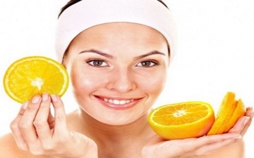 احصلى على بشرة نظيفة.. بماسك “البرتقال والليمون” للتخلص من الجلد الميت
