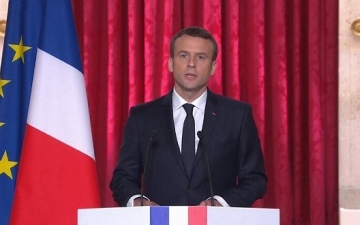 الرئيس الفرنسى: نحن فى لحظة تاريخية وسننجح بالحوار والالتزام