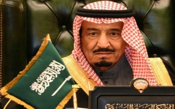 السعودية تبدأ تنفيذ قرار إيقاف نقل الركاب والبضائع إلى قطر
