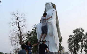 إزالة تمثال السيدة العذراء من وسط مدينة البصرة