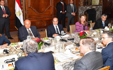 الرئيس السيسى يحضر عشاء عمل لمجلس الأعمال للتفاهم الدولى