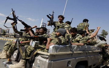 قوات صالح تتقدم فى صنعاء وتسيطر على التلفزيون ودار الرئاسة ووزارة الدفاع