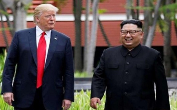 ترامب عن زعيم كوريا الشمالية : تبادلنا التهديدات ثم وقعنا في الحب !!