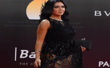 المهن التمثيلية تصدر بيانا بعد أزمة فستان رانيا يوسف بمهرجان القاهرة