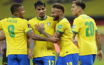 البرازيل يتخطى الإكوادور بثنائية ويعزز صدارته لتصفيات كأس العالم