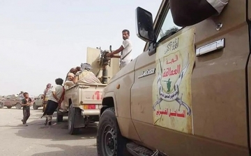 مواجهات عنيفة بين ألوية العمالقة وميليشيا الحوثي جنوب مأرب