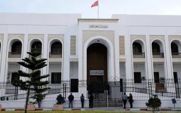 الحكم بسجن رجل أعمال وساسة بارزين في قضية التآمر على الدولة والتخطيط للانقلاب في تونس