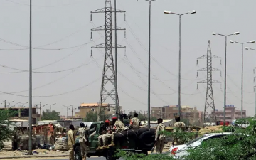 اشتباكات السودان .. شرارة الأزمة والمخاطر المتوقعة