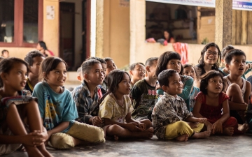 درجات الحرارة المرتفعة تهدد حياة الأطفال في جنوب آسيا