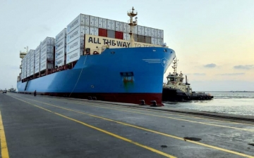 ميناء شرق بورسعيد يستقبل أول سفينة تعمل بالوقود الأخضر في العالم